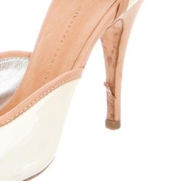 GIUSEPPE ZANOTTI Patent Leather d’Orsay Pumps - Picture 6 of 6